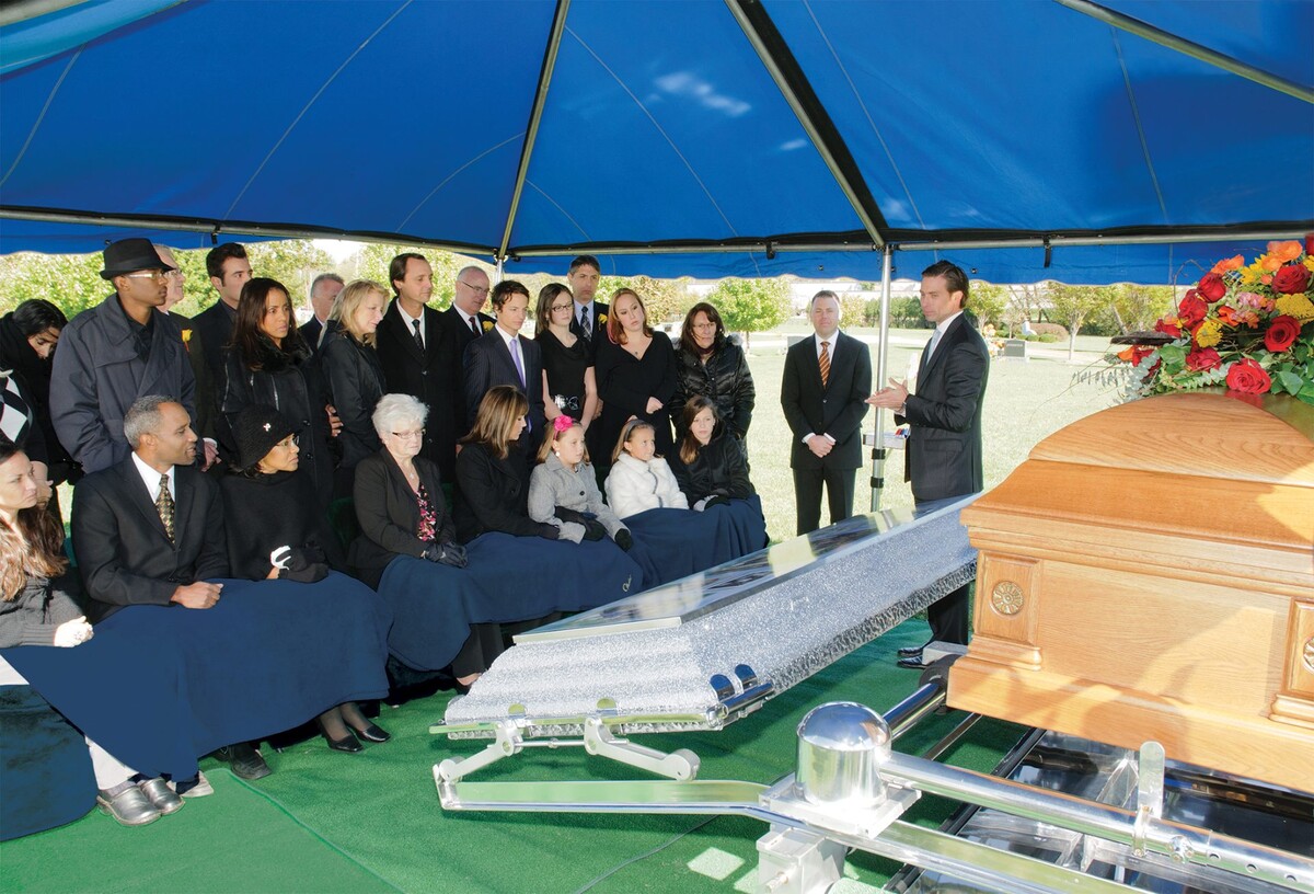 Images Williams Funeral Home and Burial Services