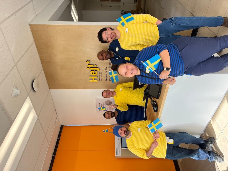 Images IKEA Pick-up location - Santa Monica