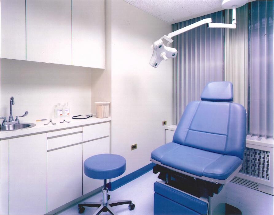 Images Darrick E. Antell M.D., F.A.C.S.