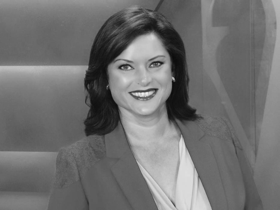 Images Edward Jones - Financial Advisor: Laura Emerson Slusher, AAMS