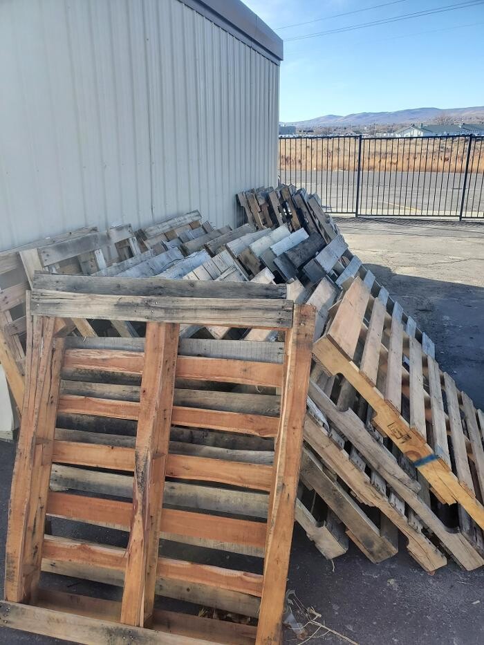 Images Stor-All Elko