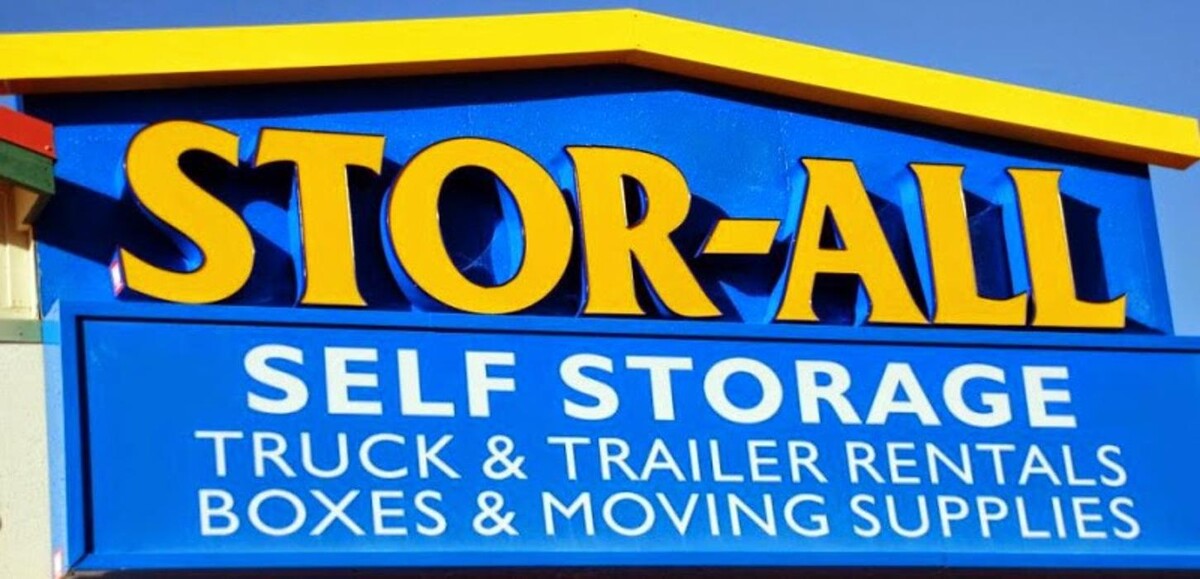 Images Stor-All Elko