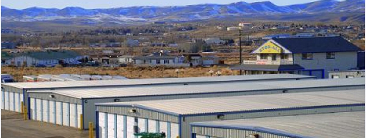 Images Stor-All Elko