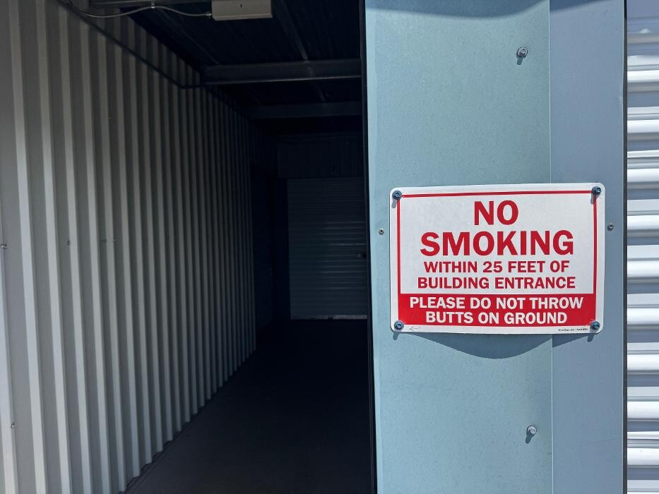 Images Stor-All Elko