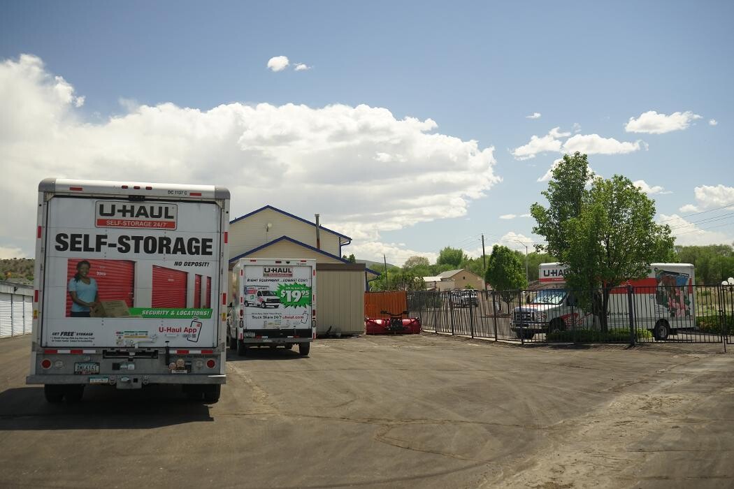 Images Stor-All Elko