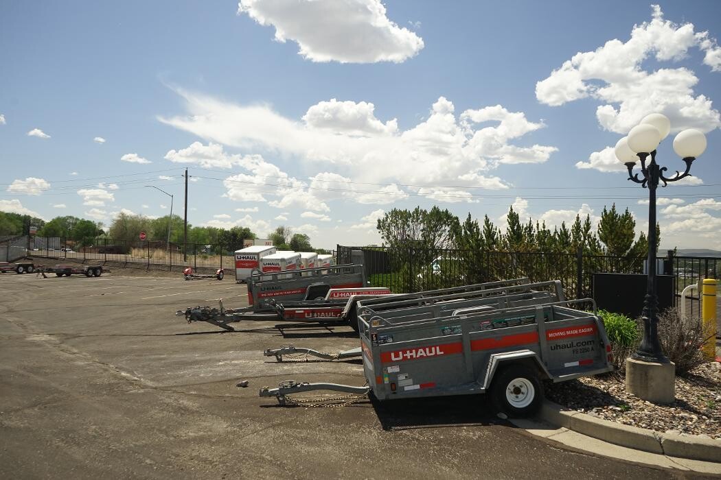 Images Stor-All Elko