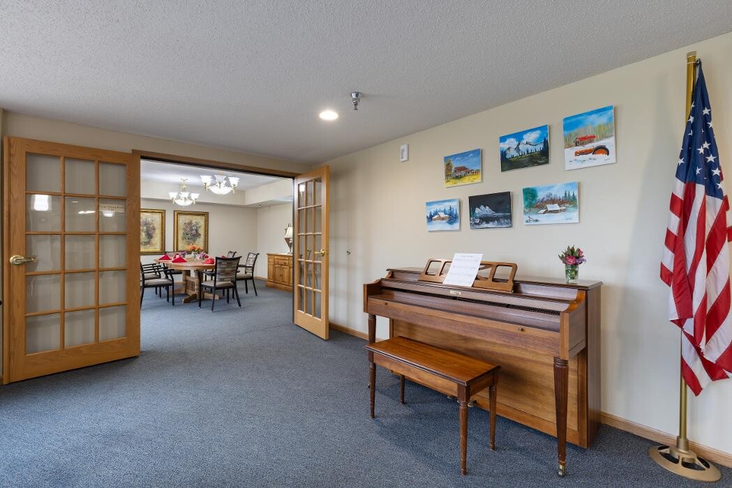 Images Prairie Meadows Senior Living