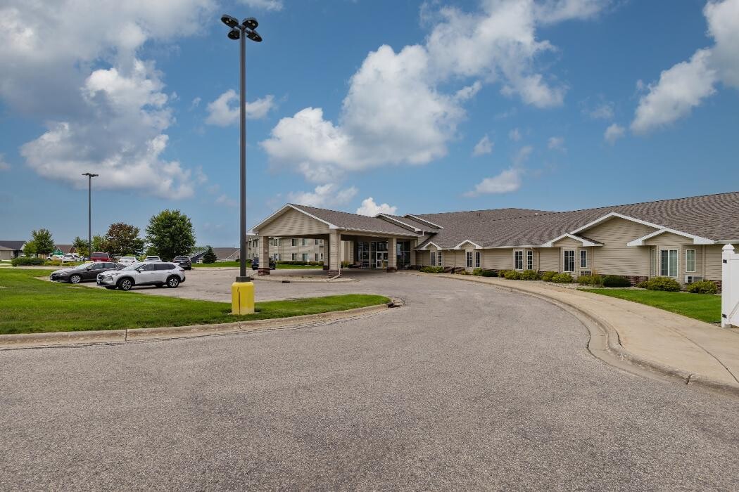 Images Prairie Meadows Senior Living