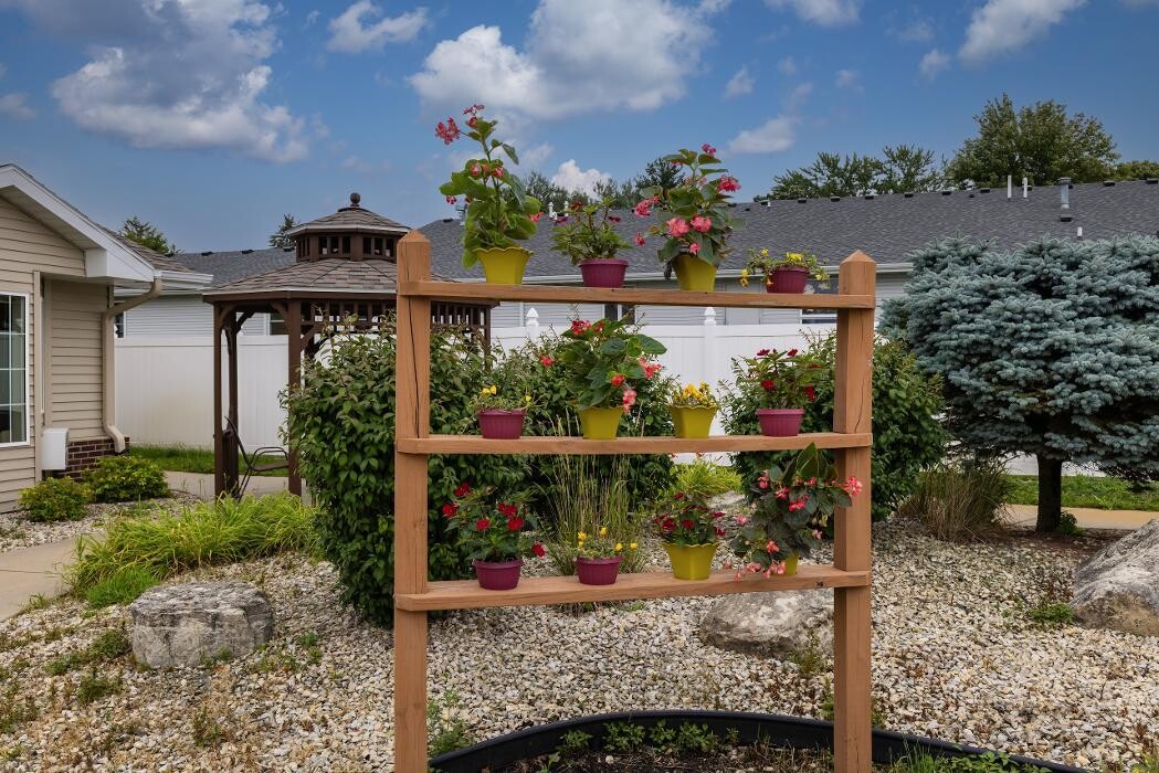 Images Prairie Meadows Senior Living