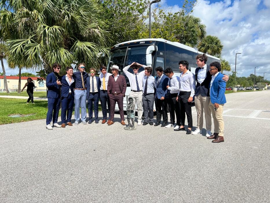 Images Exotic Coach Lines Worldwide