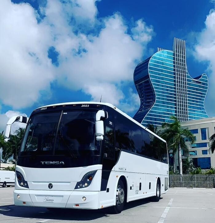 Images Exotic Coach Lines Worldwide