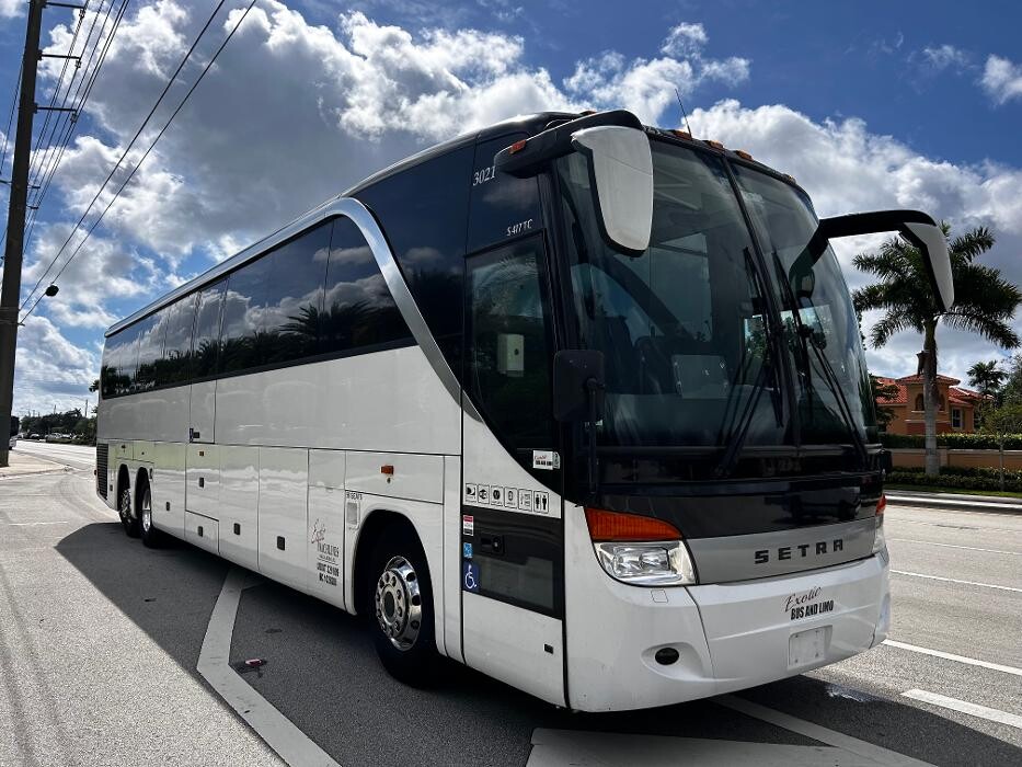 Images Exotic Coach Lines Worldwide