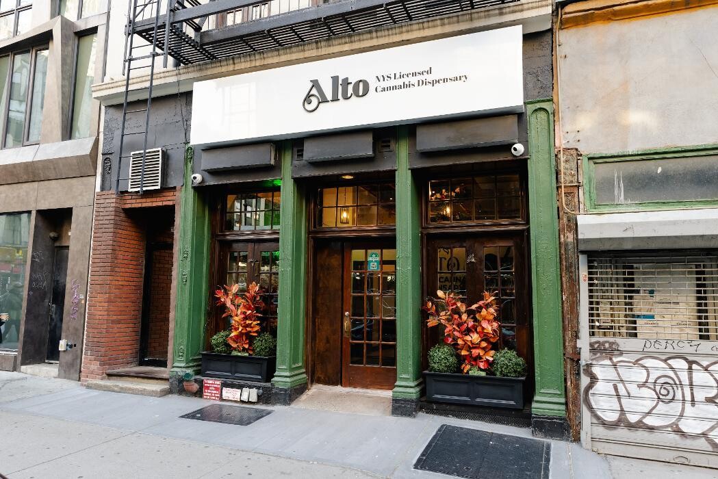 Images Alto Licensed Cannabis Dispensary