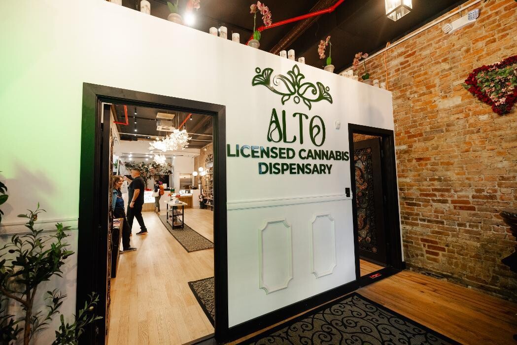 Images Alto Licensed Cannabis Dispensary