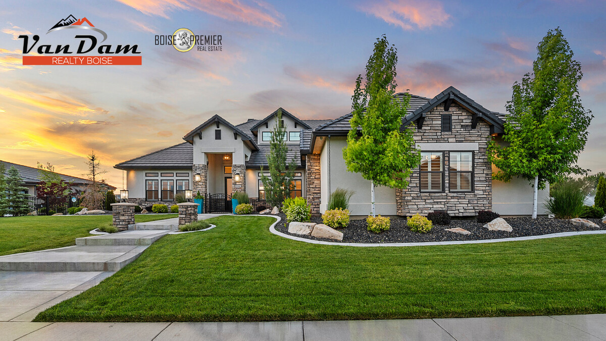 Images Van Dam Realty