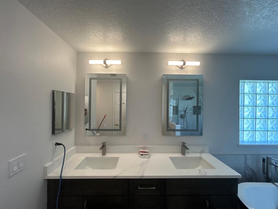 Images Pelican Floors, Kitchen and Bath