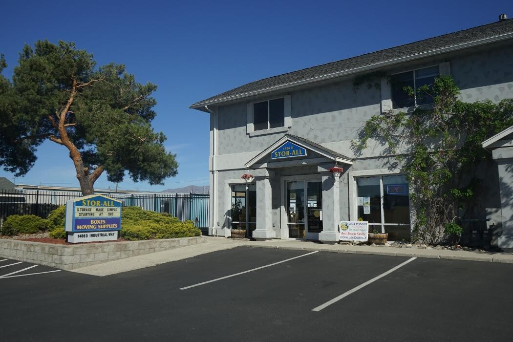 Images Stor-All Gardnerville