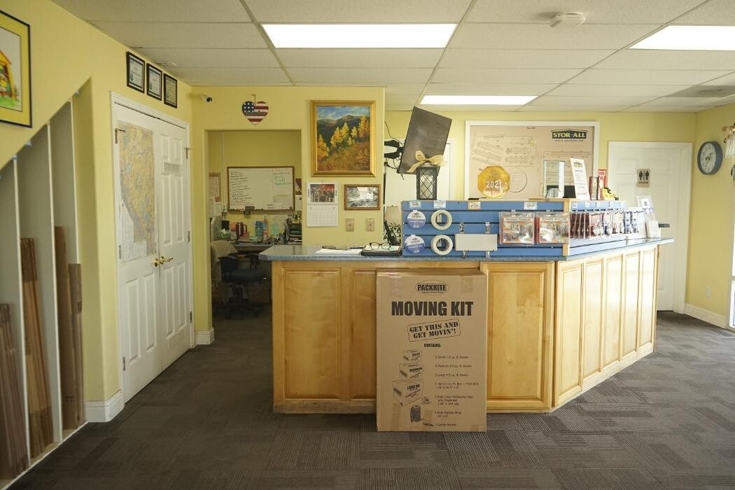 Images Stor-All Gardnerville