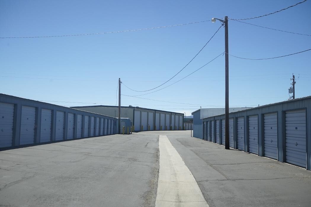 Images Stor-All Gardnerville