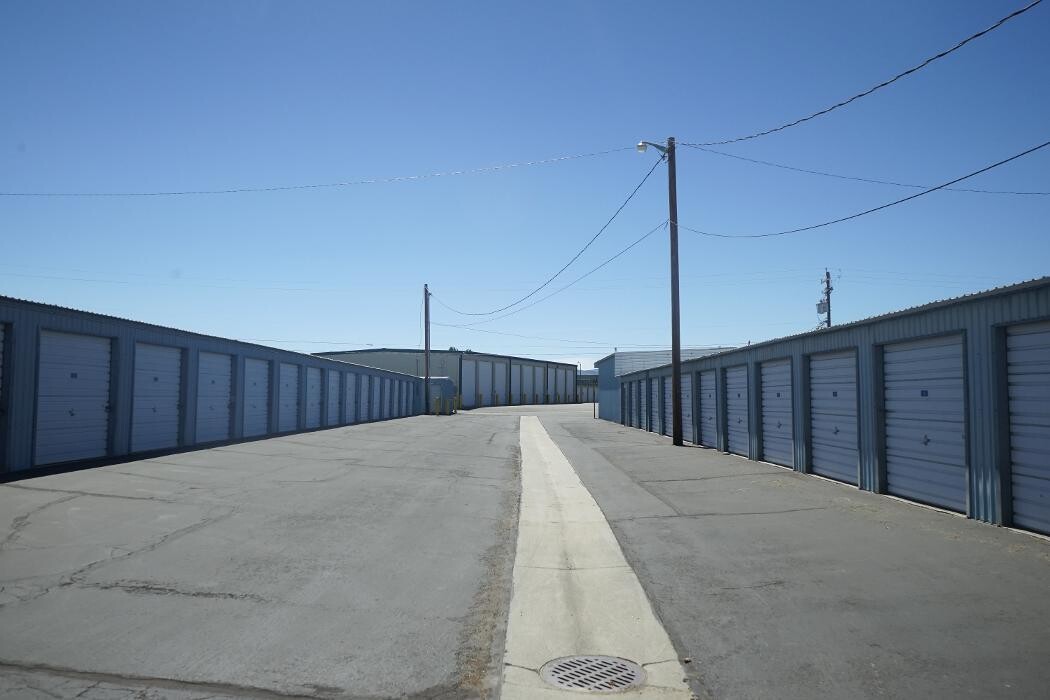 Images Stor-All Gardnerville