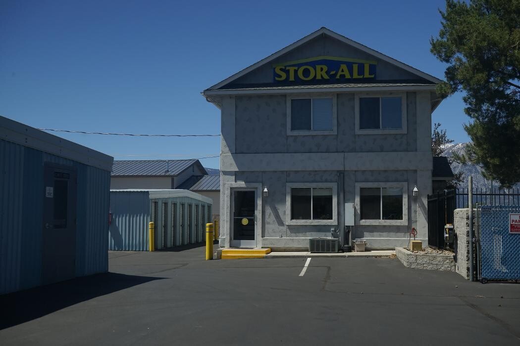 Images Stor-All Gardnerville