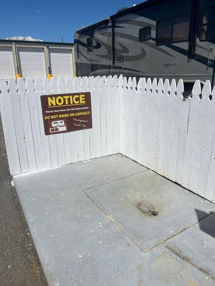 Images Stor-All Gardnerville Ranchos