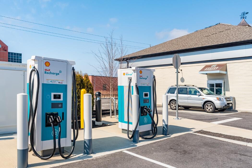 Images Shell Recharge Charging Station