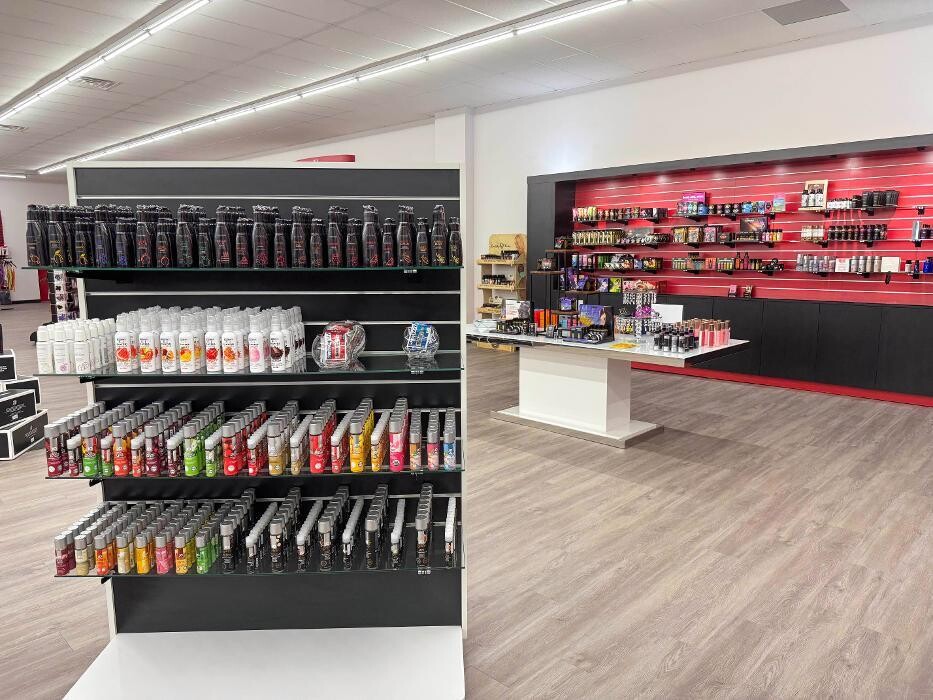 Images Adam & Eve Stores