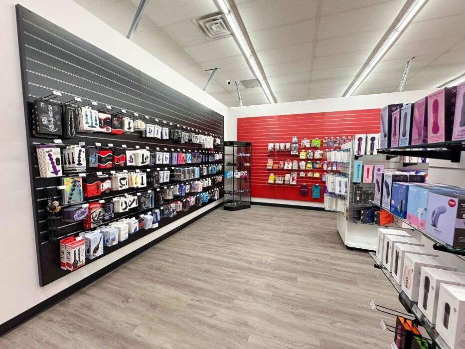 Images Adam & Eve Stores