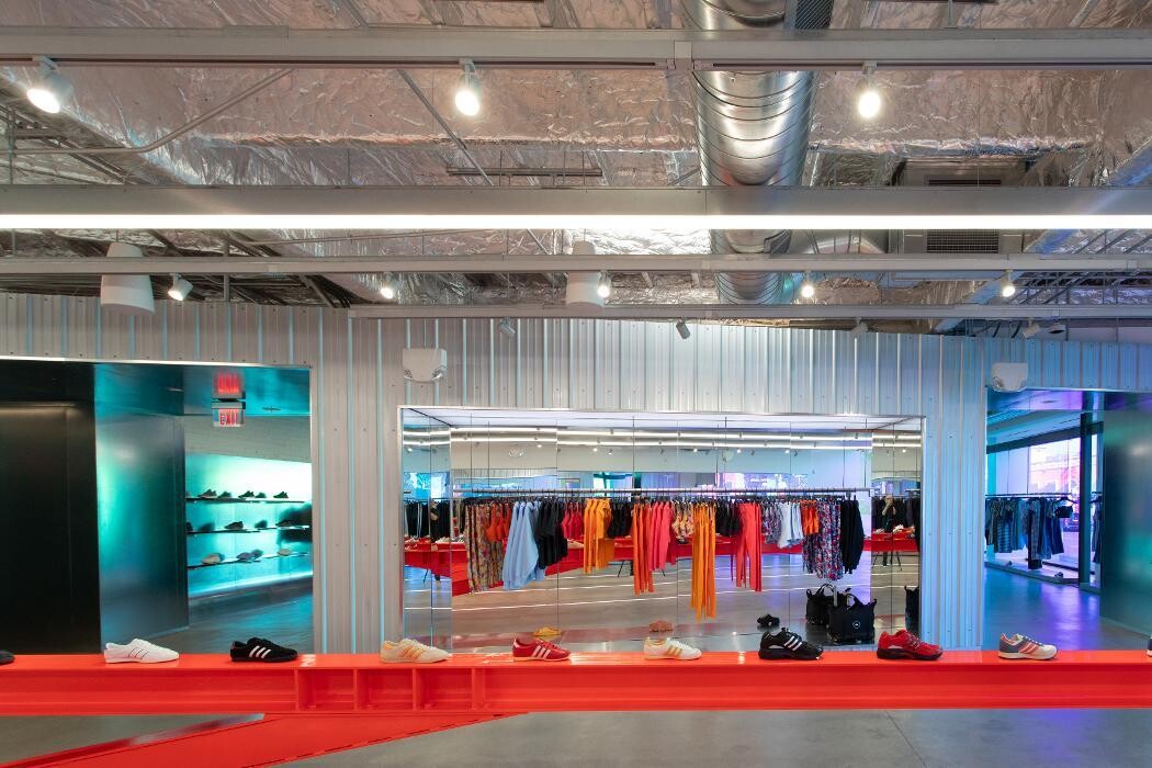 Images adidas Flagship Store West Hollywood