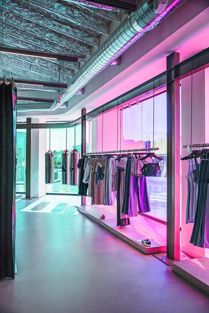 Images adidas Flagship Store West Hollywood