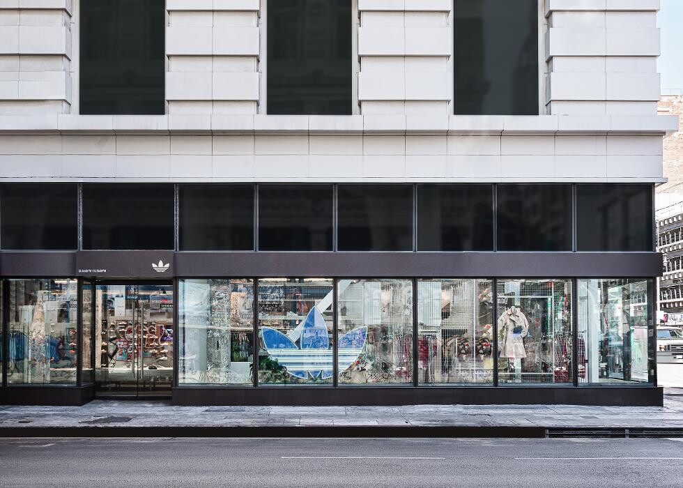 Images Originals Flagship Store Los Angeles