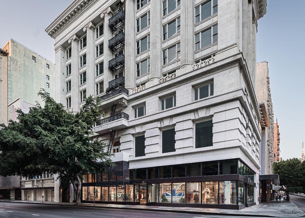 Images Originals Flagship Store Los Angeles