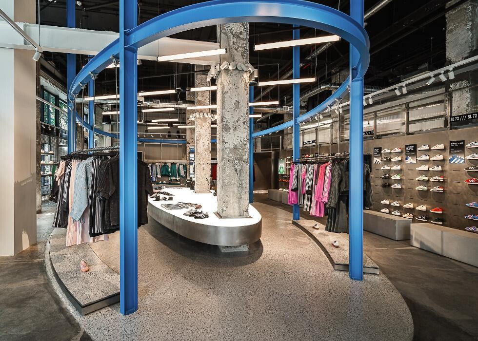 Images Originals Flagship Store Los Angeles