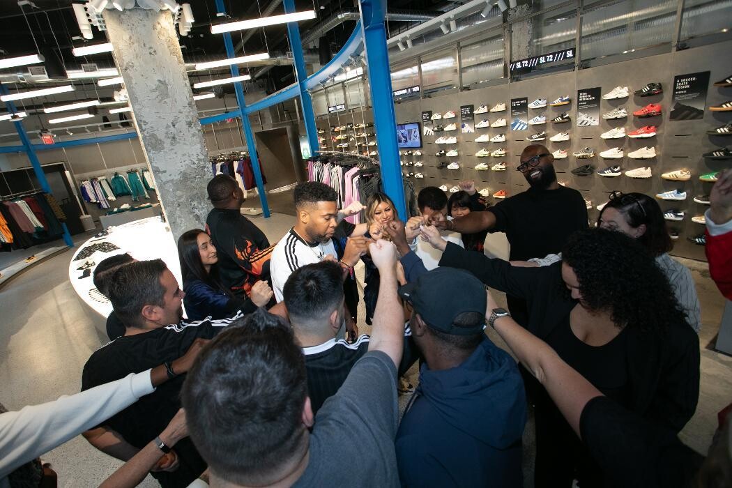 Images Originals Flagship Store Los Angeles