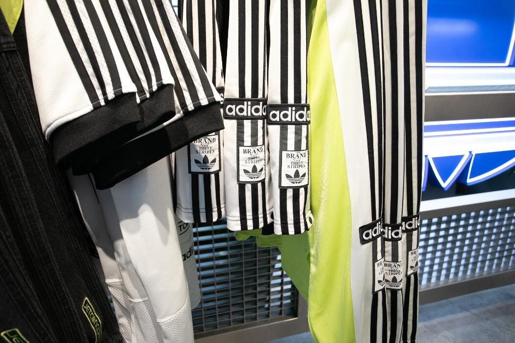Images Originals Flagship Store Los Angeles
