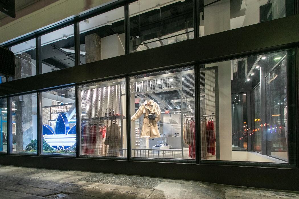 Images Originals Flagship Store Los Angeles
