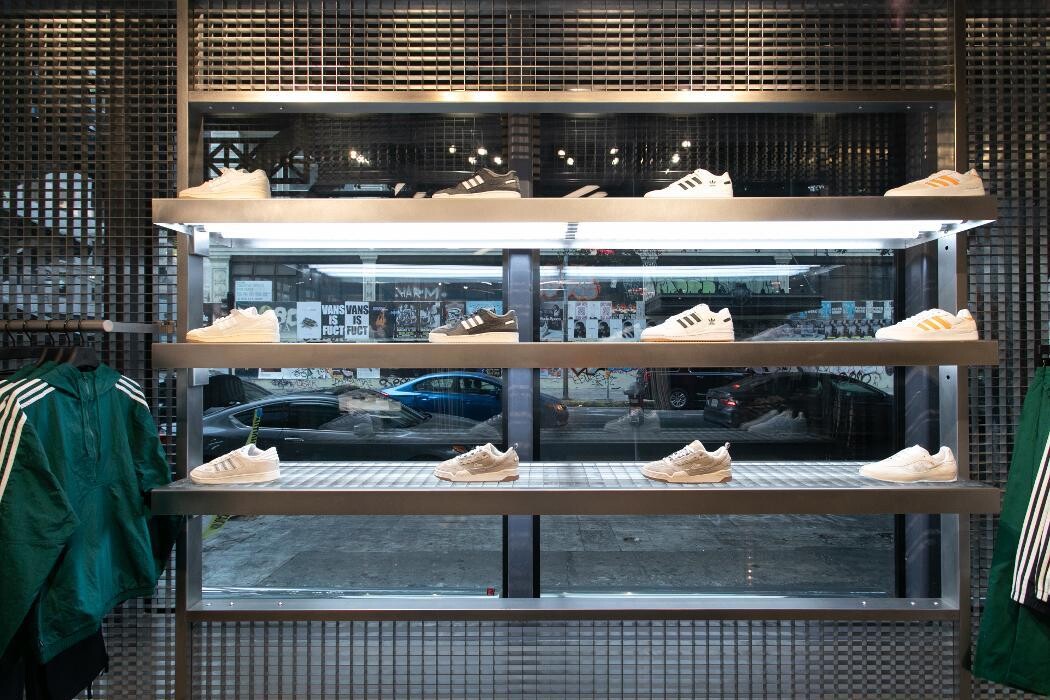 Images Originals Flagship Store Los Angeles