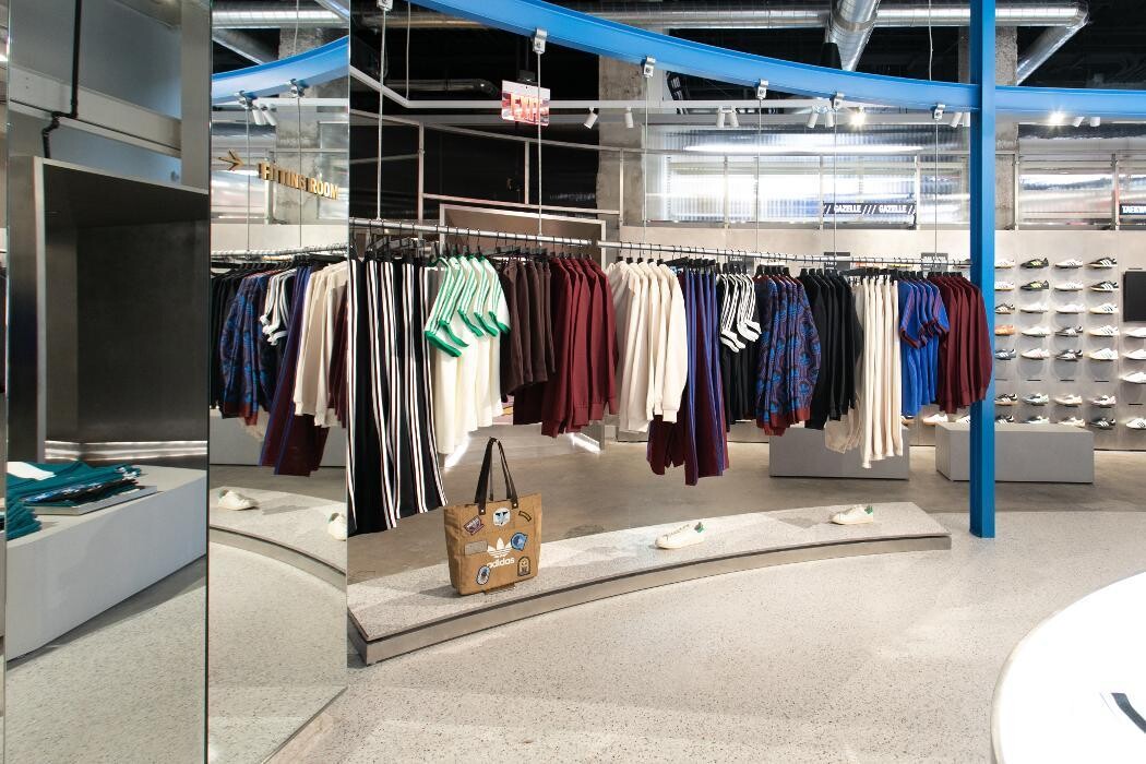 Images Originals Flagship Store Los Angeles