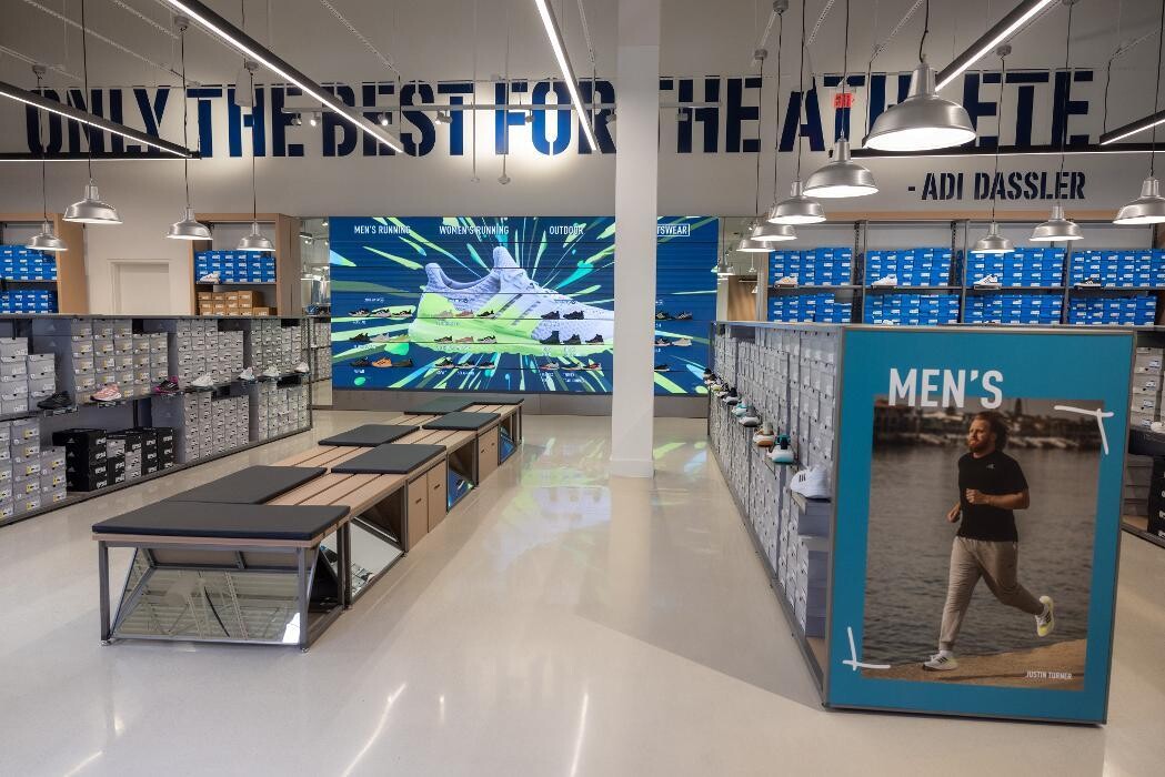 Images adidas Store Shenandoah