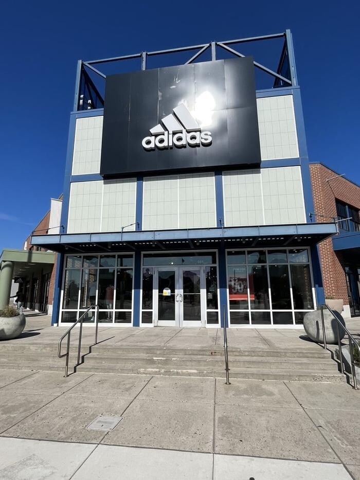 Images adidas Outlet Store Atlantic City