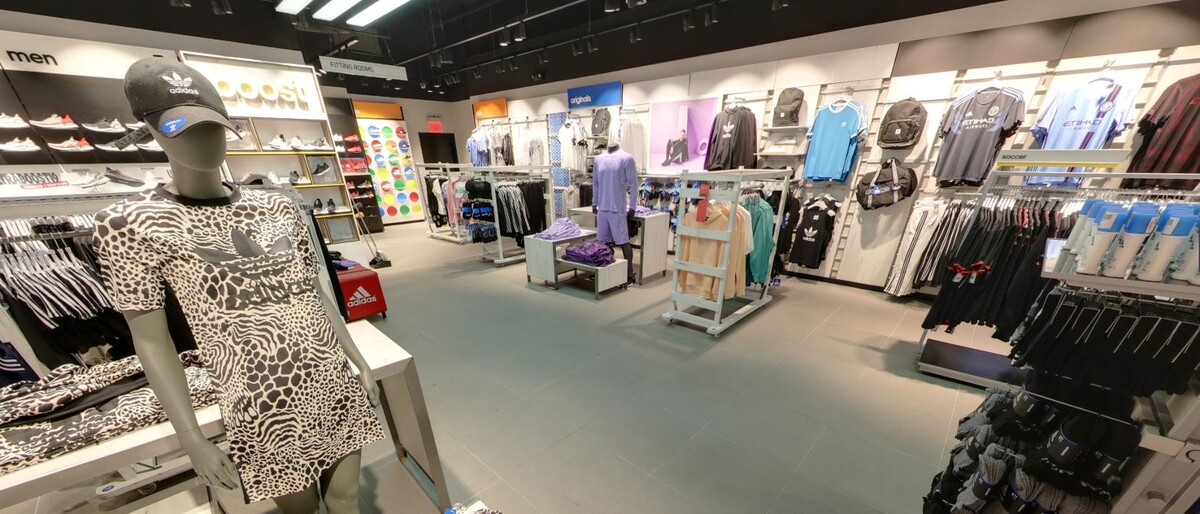 Images adidas Store New York, Cross County Mall