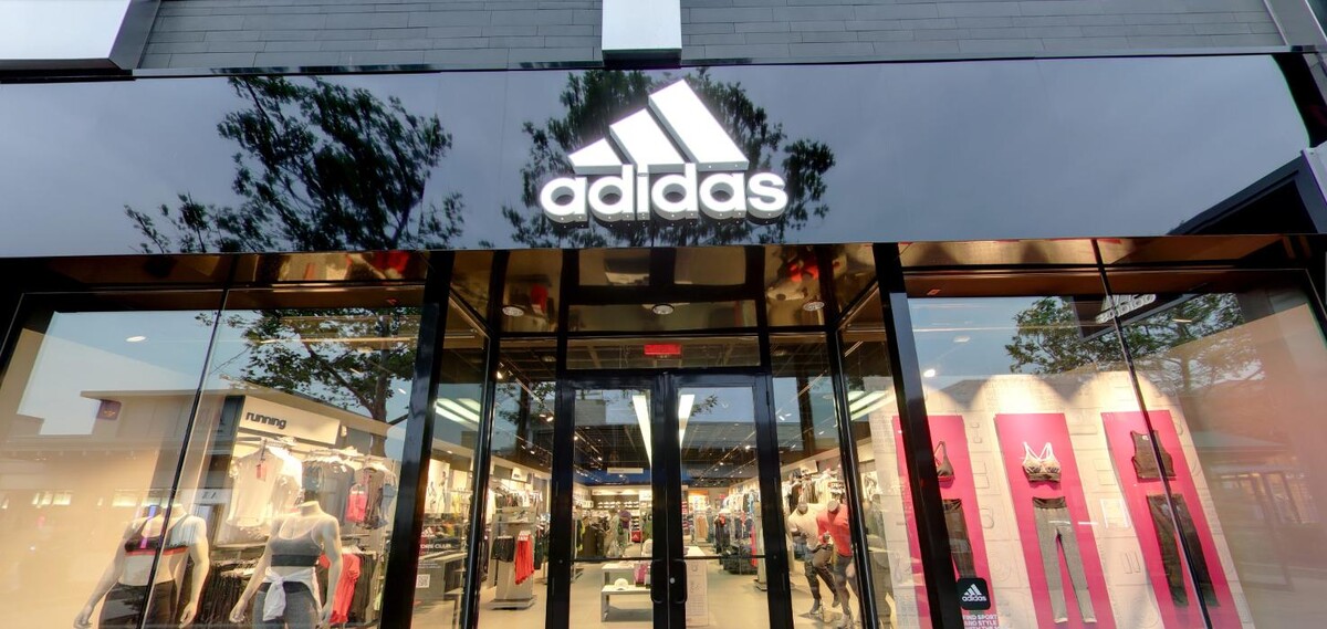 Images adidas Store New York, Cross County Mall