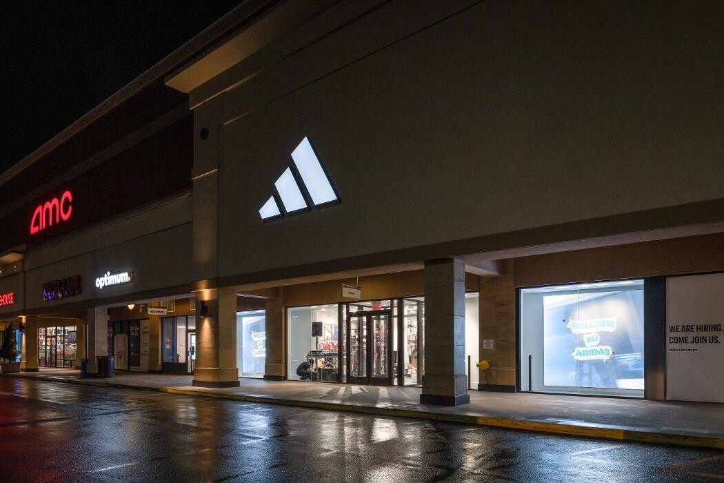 Images adidas Store Bronx