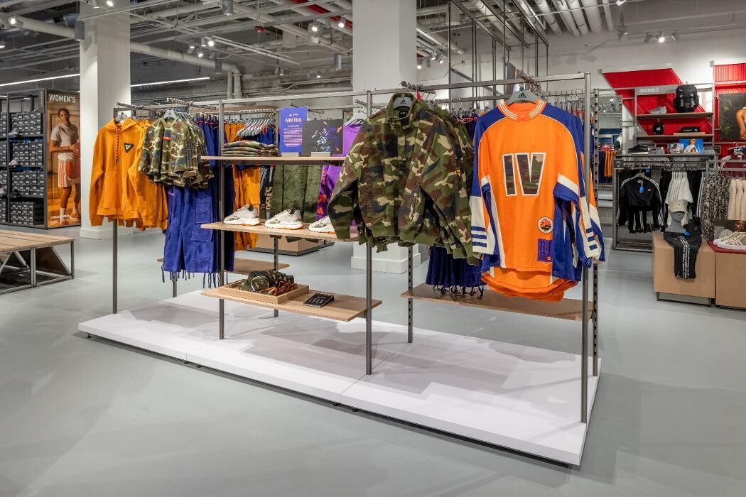 Images adidas Store Bronx
