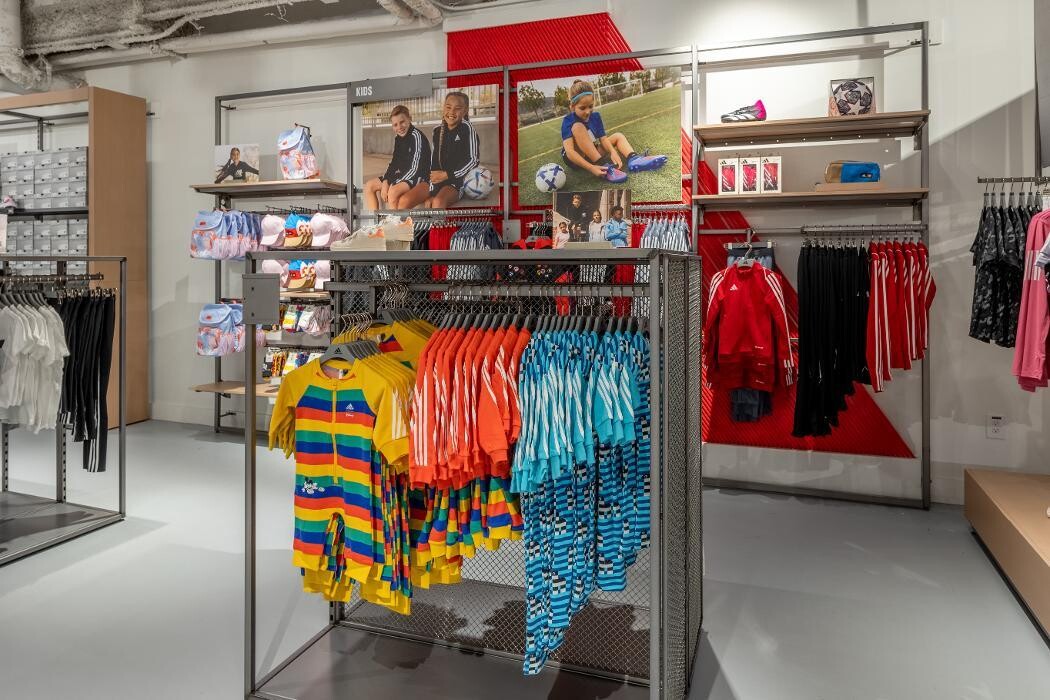 Images adidas Store Bronx