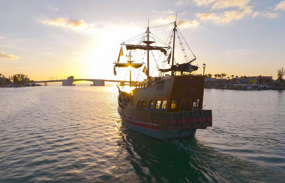 Images Dolphin Quest Eco Tours