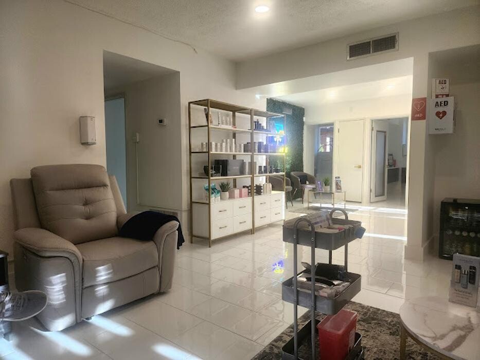 Images HydraHive | IV and Med Spa | Wellness Begins Here