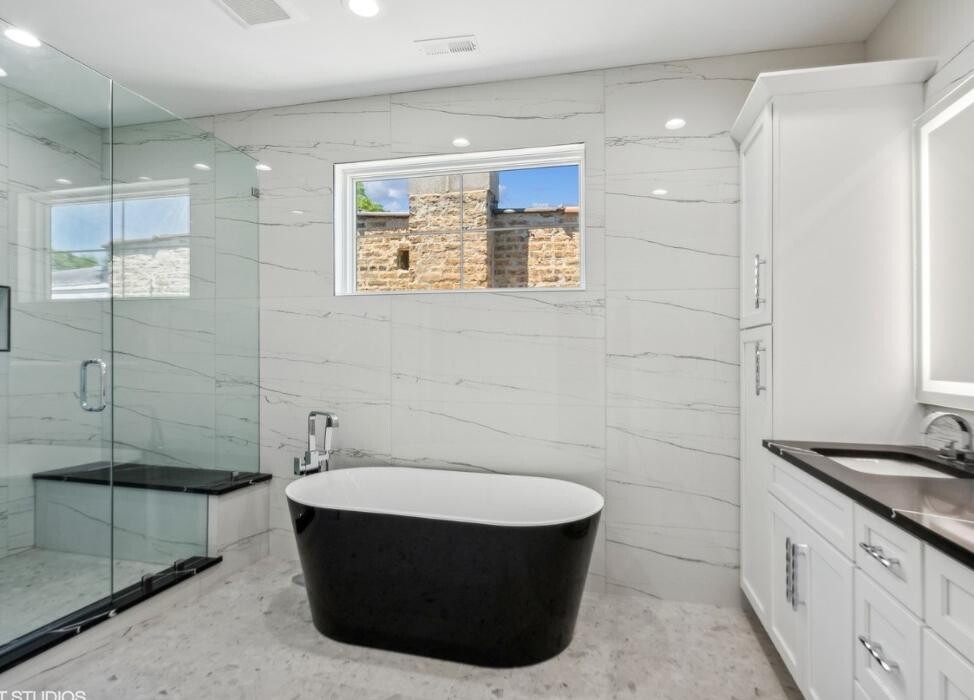 Images Crimson Design and Construction