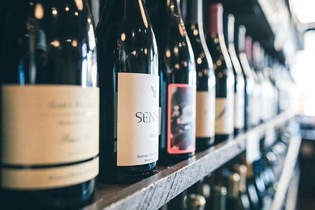 Images Wine Down Lounge